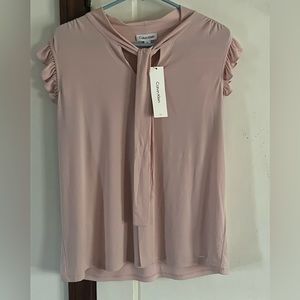 Calvin Klein sleeveless knit top. L. NWT